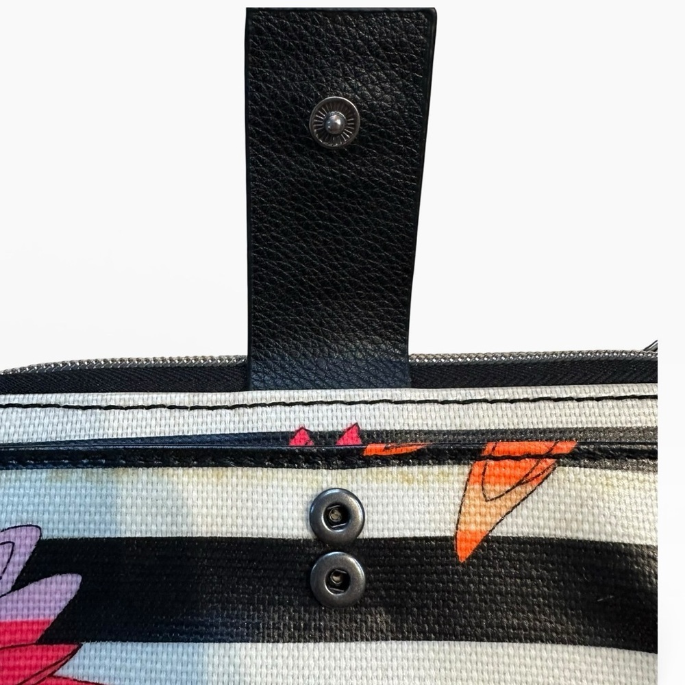 Sakroots Striped Floral Crossbody Wallet Cell Phone Purse - Picture 3 of 6